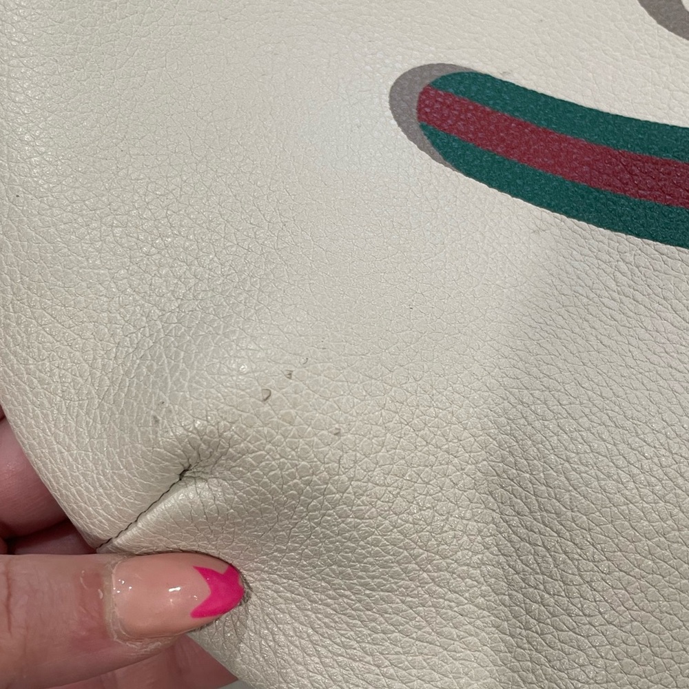 GUCCI half moon hobo bag with vintage GUCCI name logo. - Picture 9 of 15